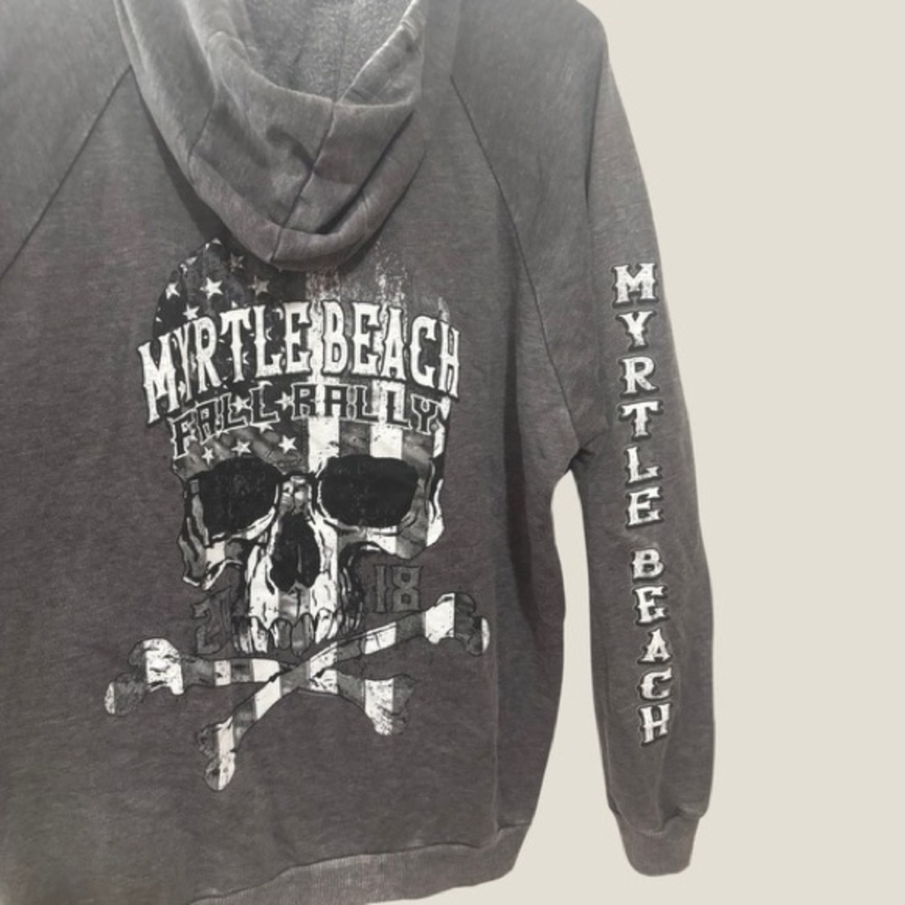 Large Woman’s Skull Zip up hoodie